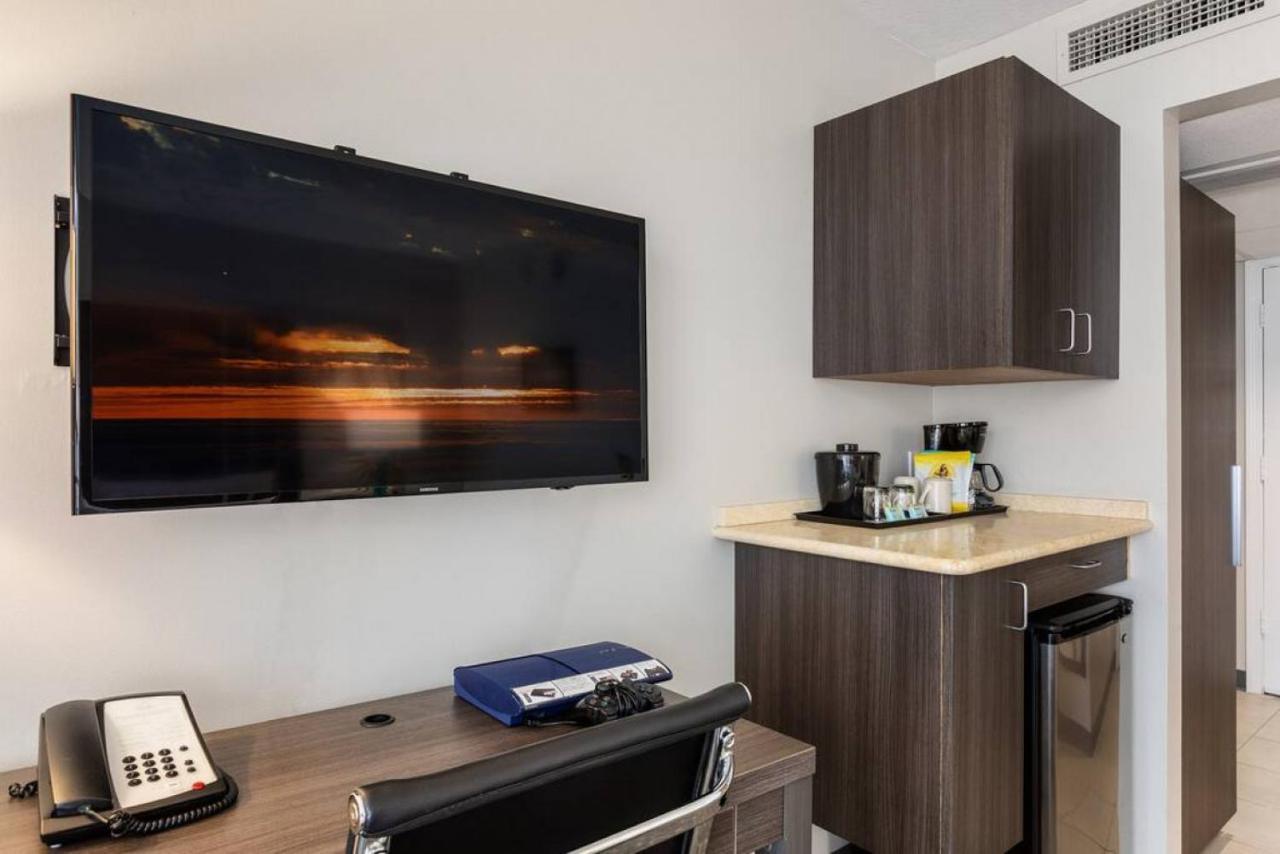 Вилла Incredible Location Free Parking In Waikiki Гонолулу Экстерьер фото