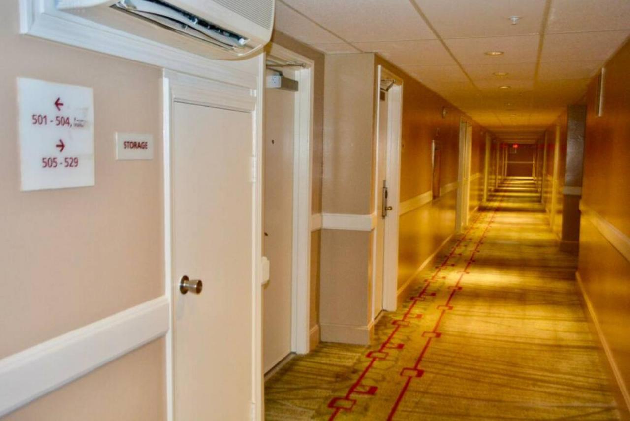 Вилла Incredible Location Free Parking In Waikiki Гонолулу Экстерьер фото