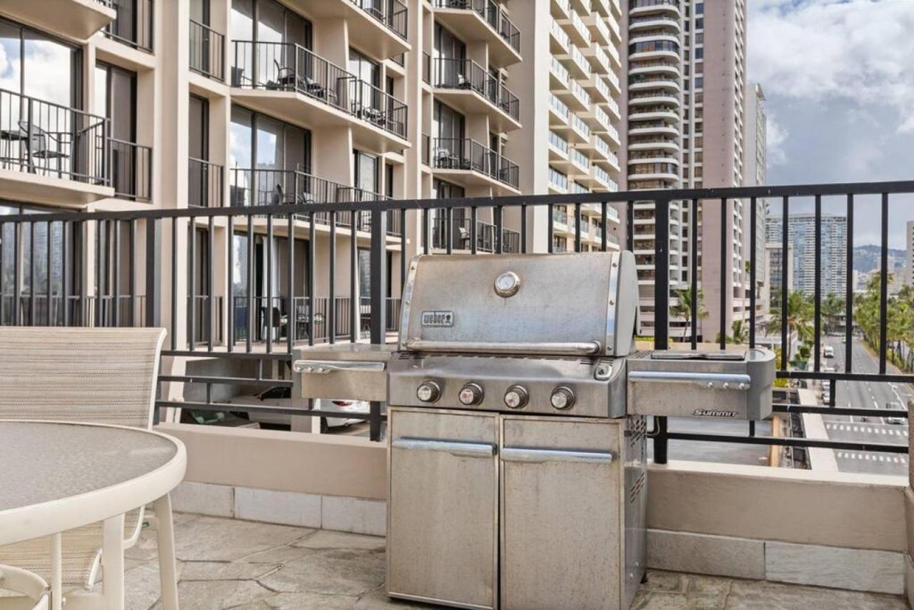 Вилла Incredible Location Free Parking In Waikiki Гонолулу Экстерьер фото